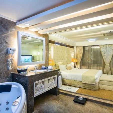 Hotel Agrabad 吉大港 外观 照片