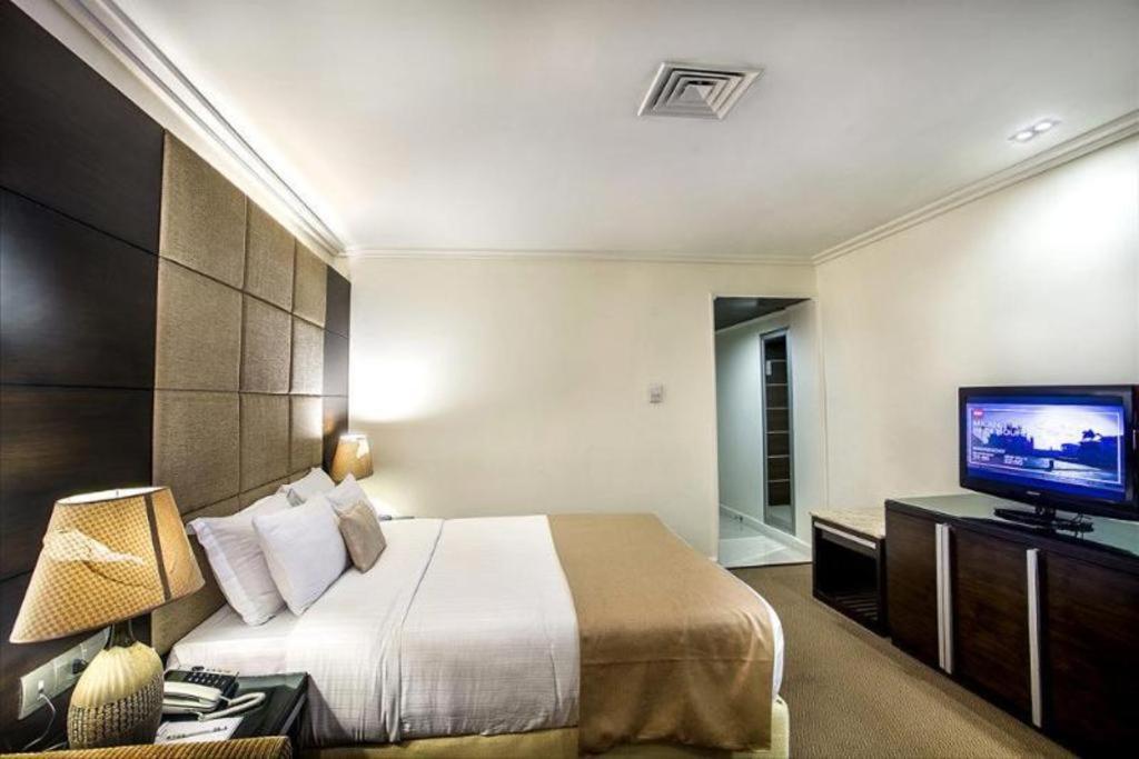 Hotel Agrabad 吉大港 外观 照片