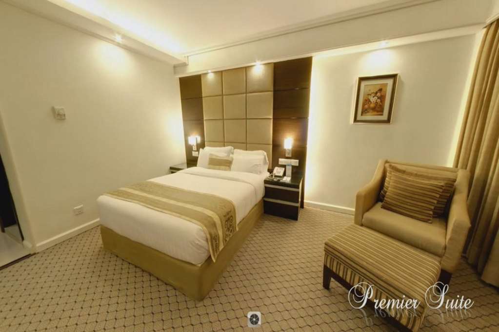 Hotel Agrabad 吉大港 客房 照片