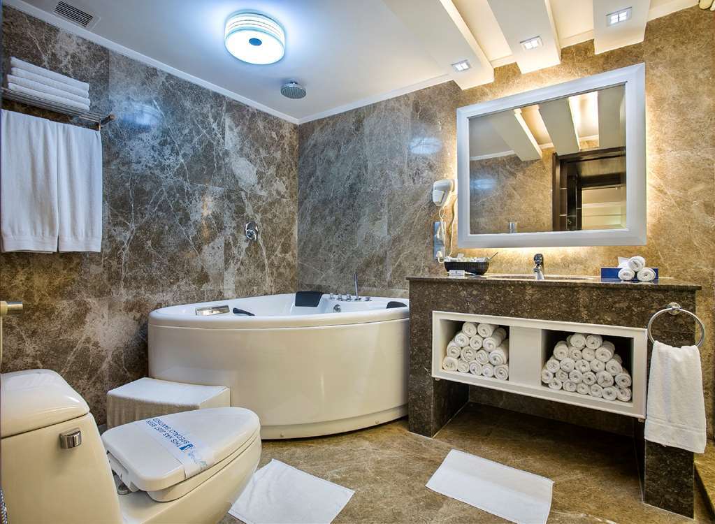 Hotel Agrabad 吉大港 客房 照片